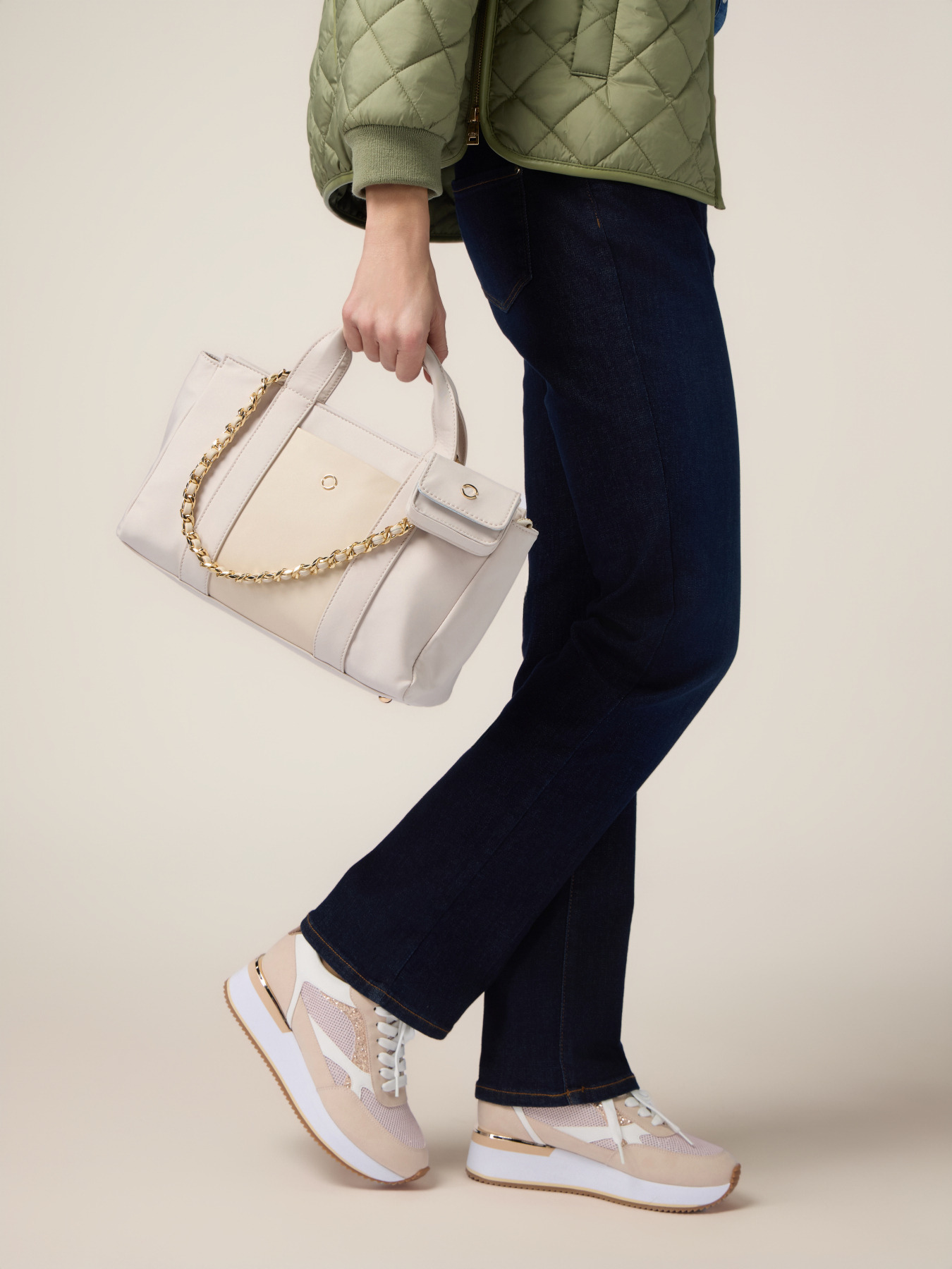 Nylon tote bag image number 0