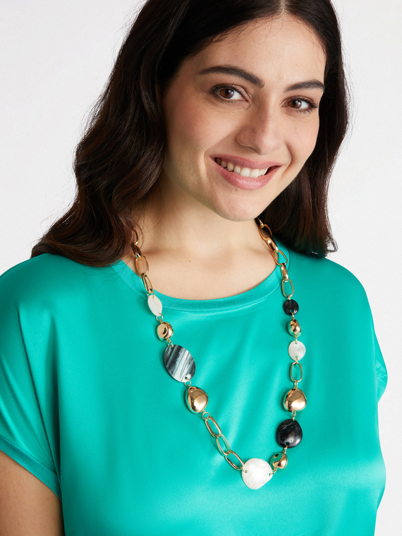 Collar con cadena
