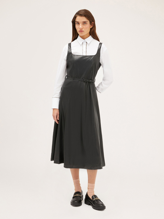 Vestito midi in tessuto spalmato