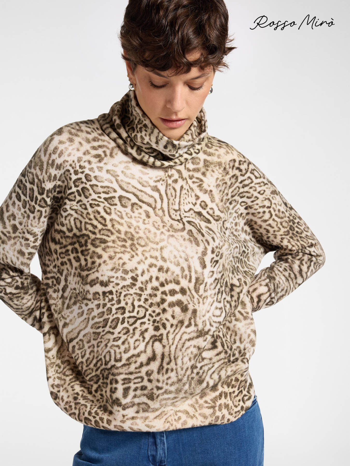Pullover mit Animalprint und abnehmbarem Kragen image number 0