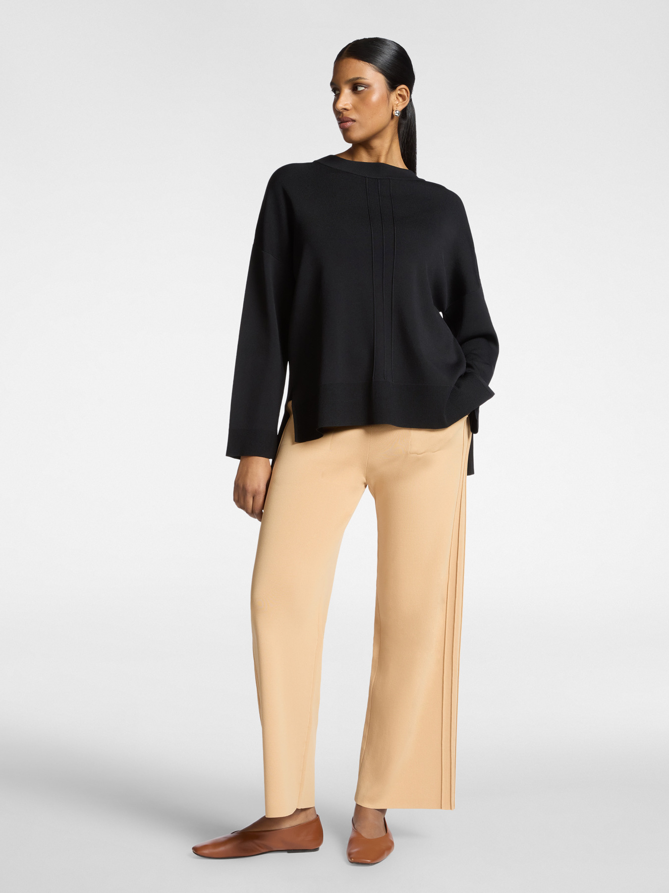 Viscose blend crew neck jumper image number 2