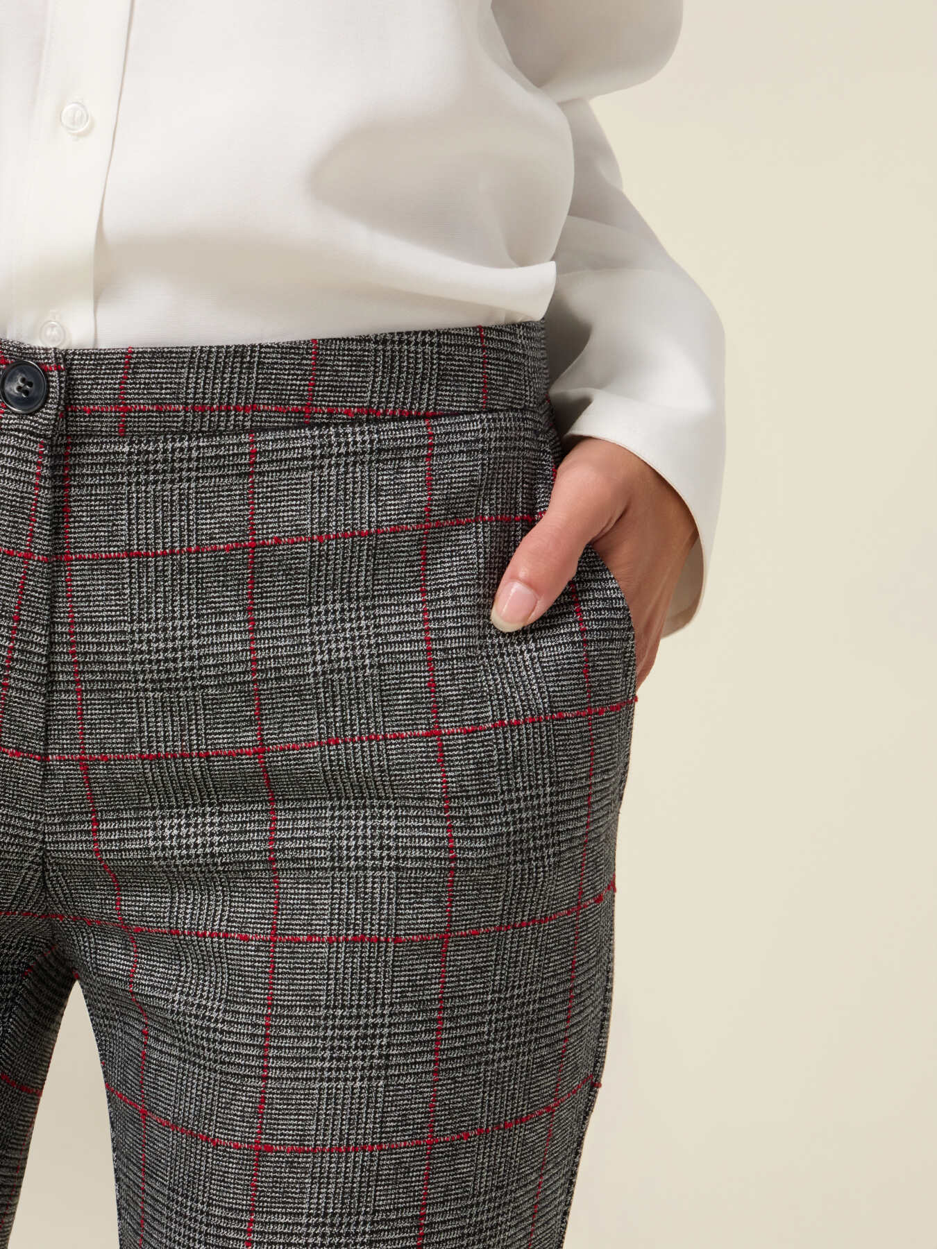 Check pants image number 2