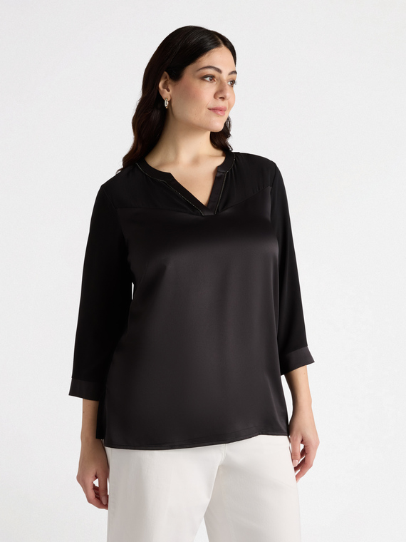 T-shirt bimaterica con scollo a V
