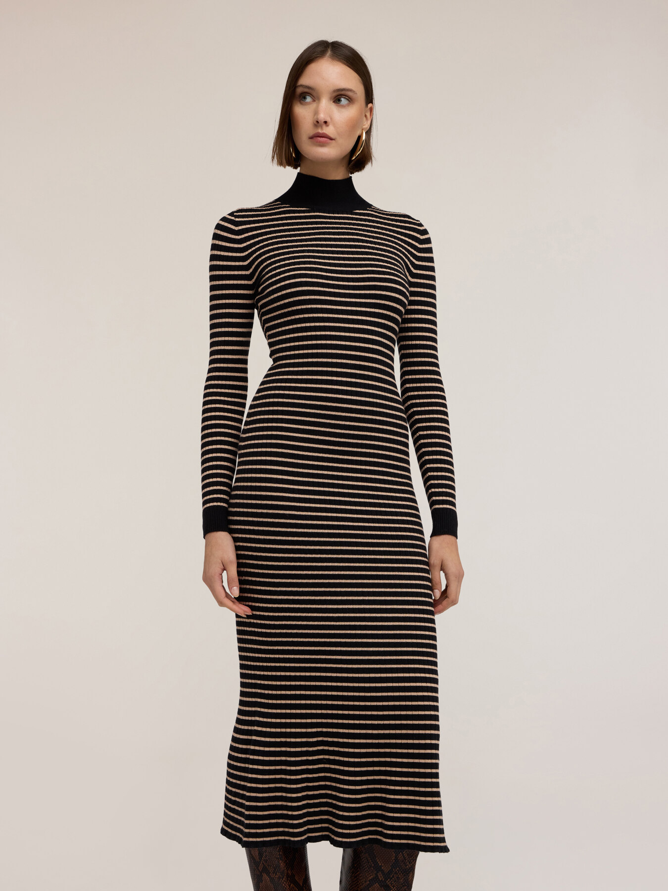 Vestito midi in maglia a righe image number 3