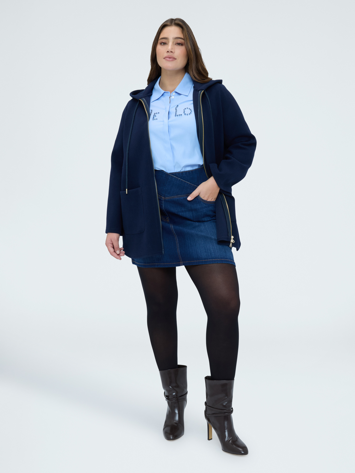 Camicia con scritta in strass image number 2