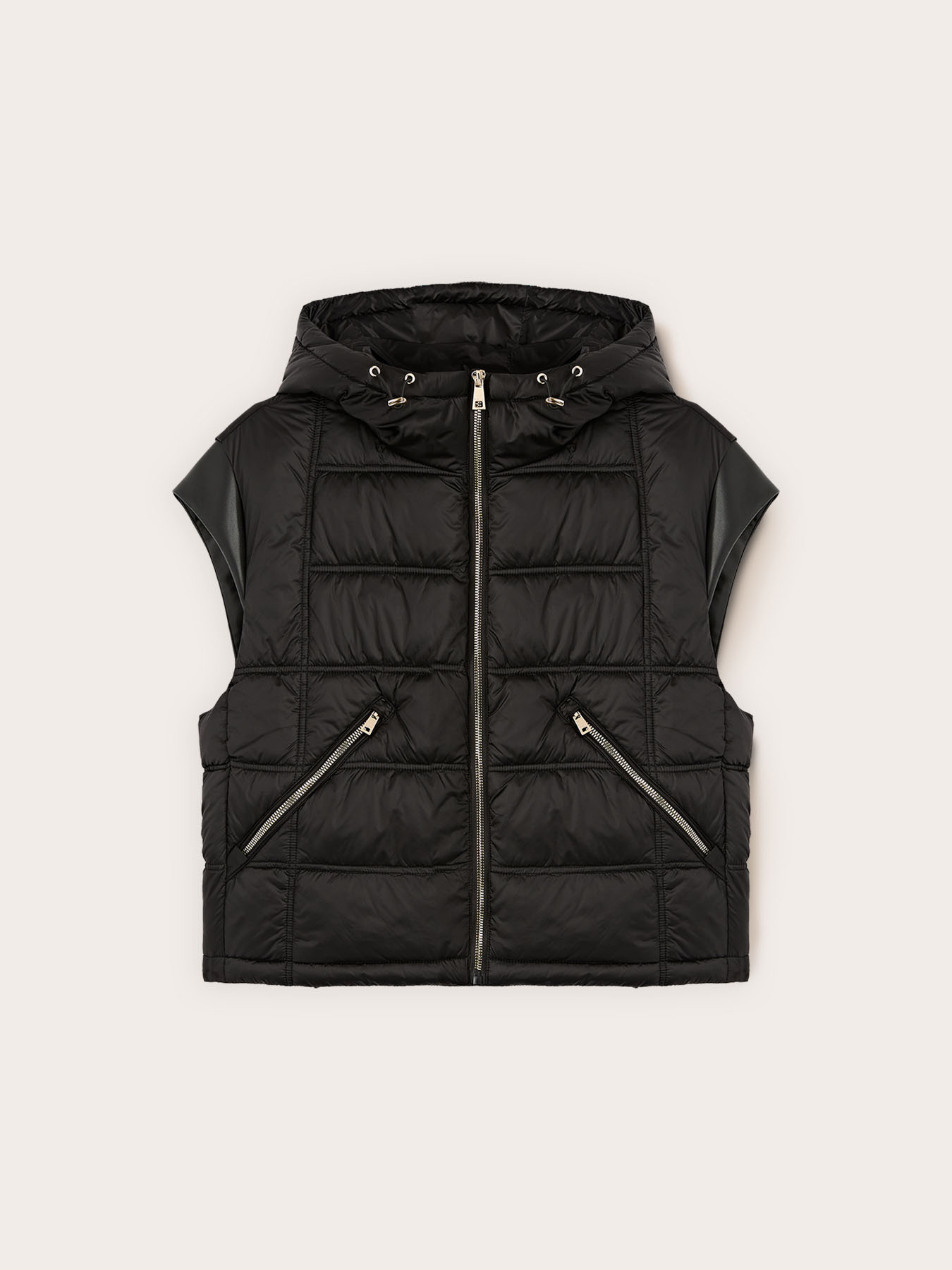 Sleeveless down jacket image number 0