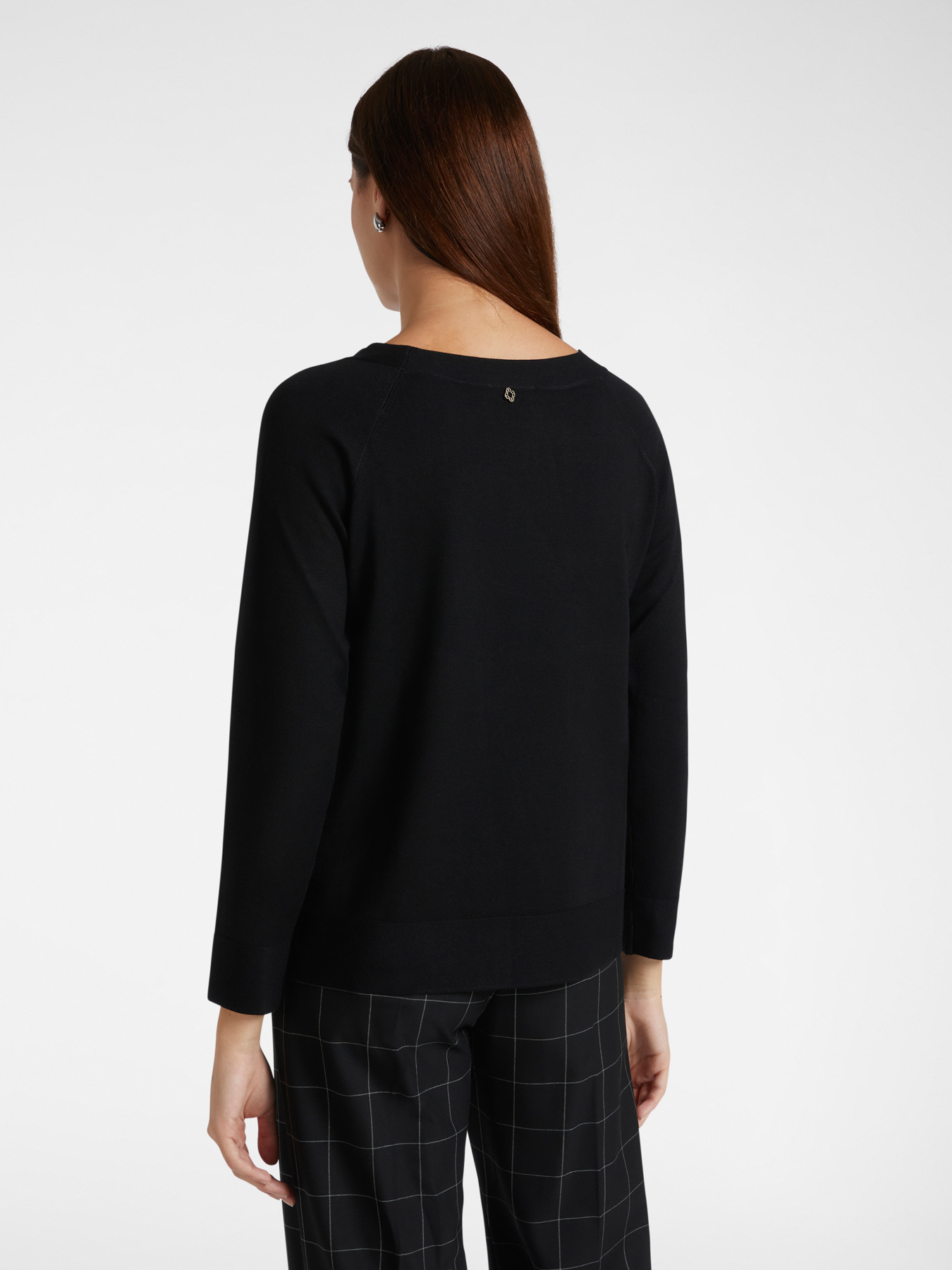 Basic sweater with boat neck image number 1