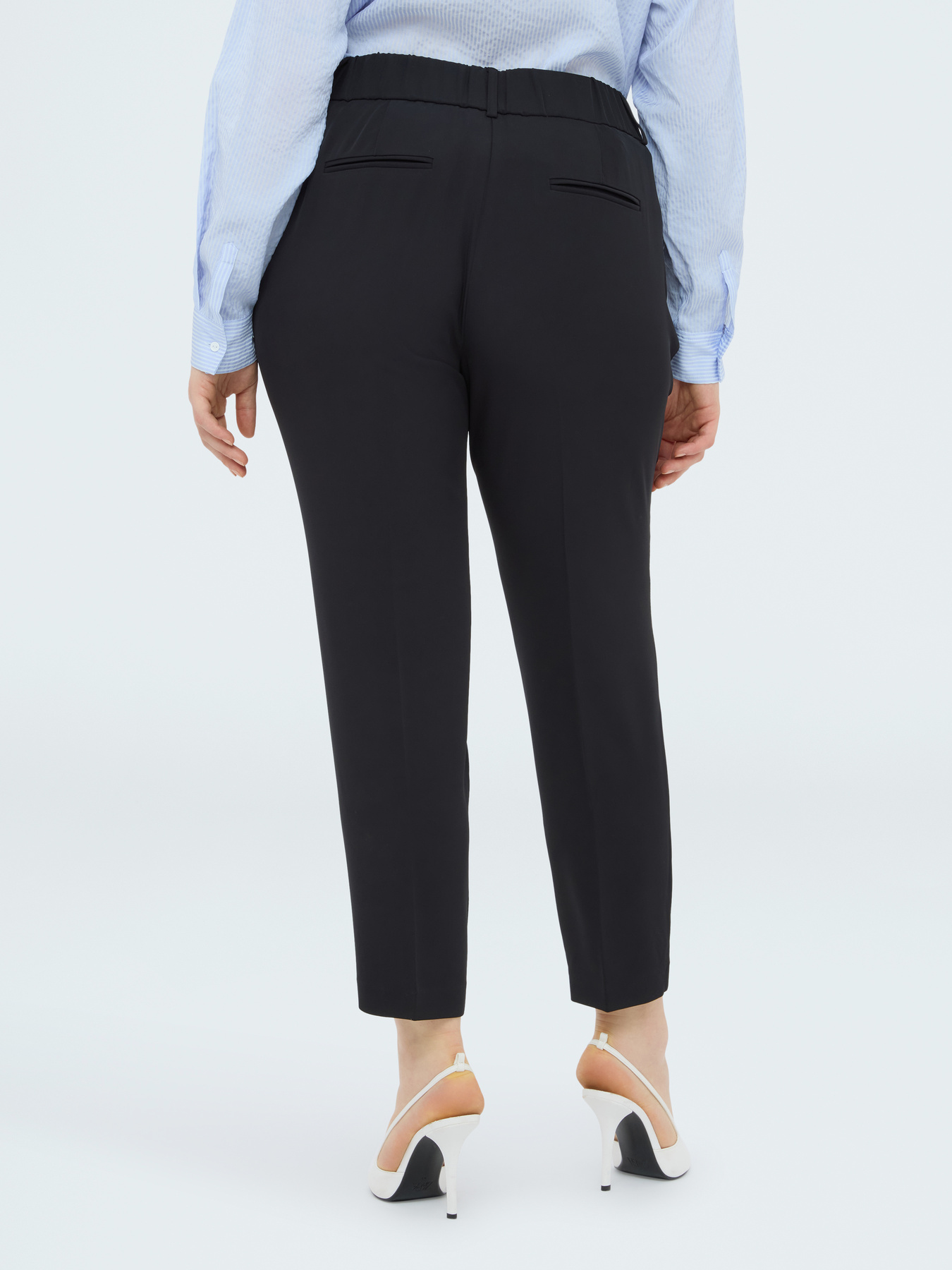 New York pants in stretch fabric image number 1