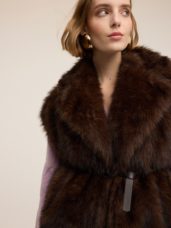 Gilet effet peluche avec ceinture