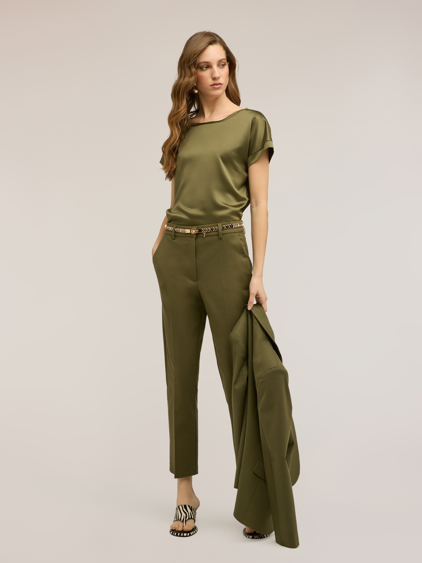 Two-tone cotton blend T-shirt image number 2