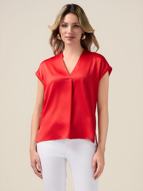 Two-material V-neck T-shirt