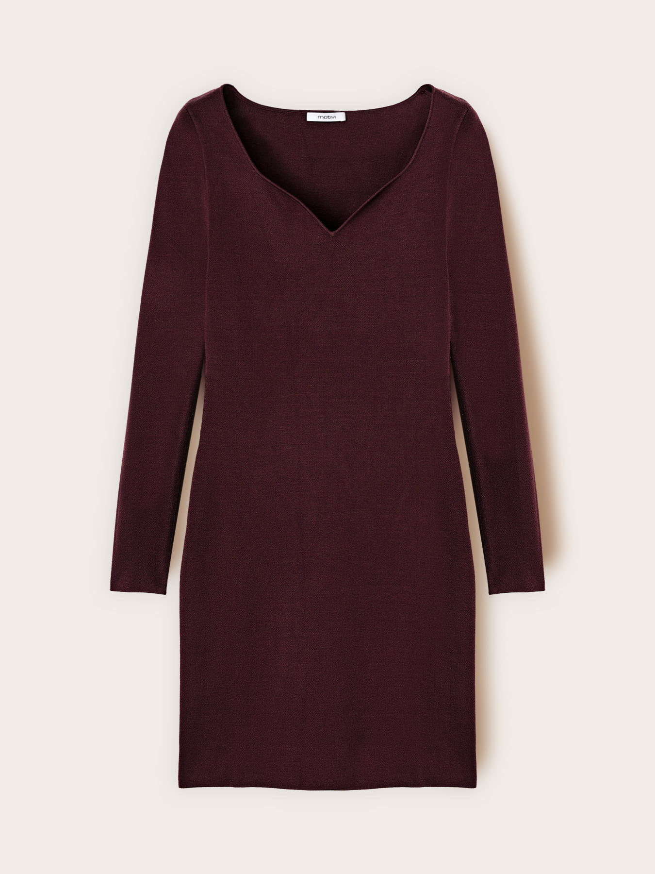 Knit tube dress with sweetheart neckline image number 4