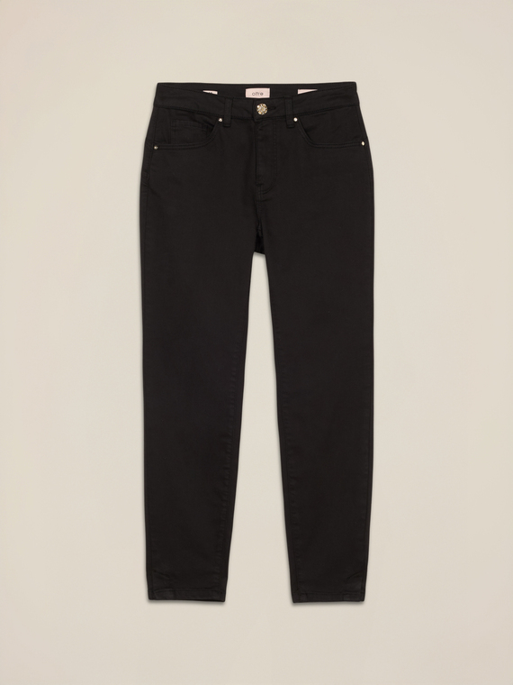 Skinny pants in cotton and Tencel with jewel button