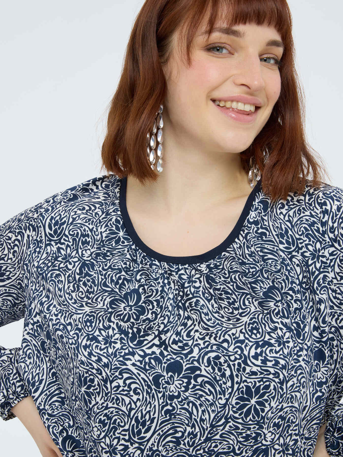 Bluse mit Blumendruck image number 2