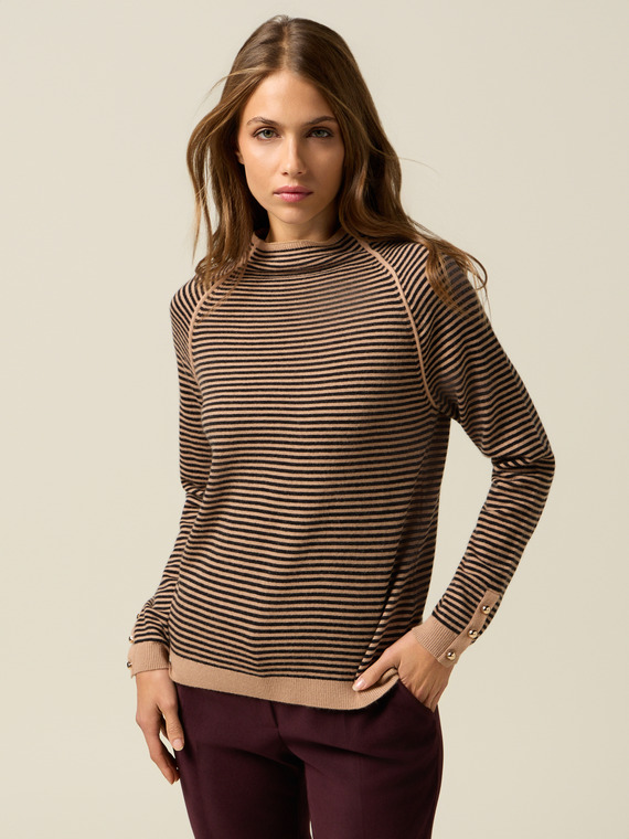 Maglia misto lana a righe con dettaglio bottoni