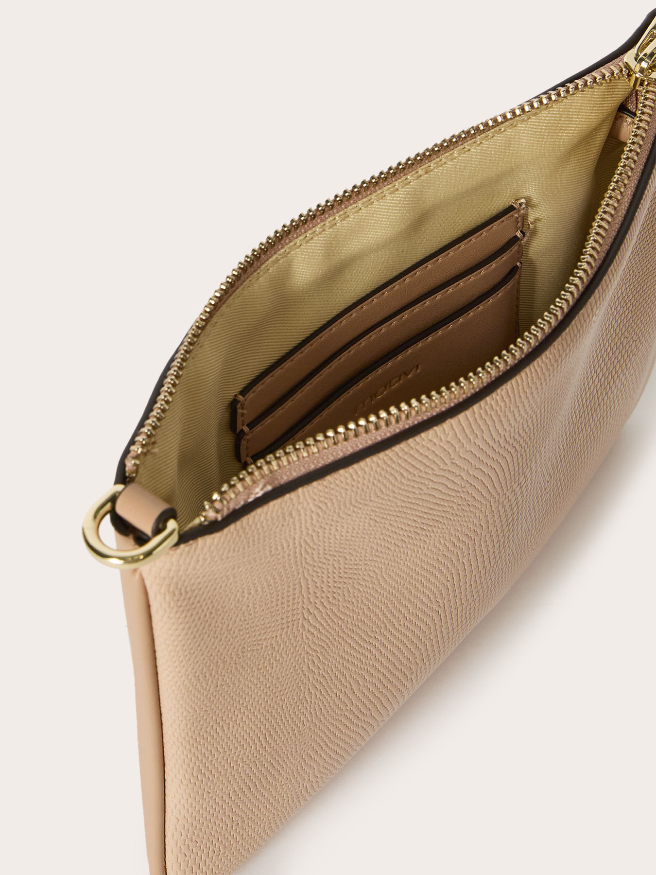 Flat envelope in coated fabric image number 4