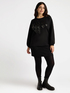 Sweatshirt mit Herz-Applikationen image number 3