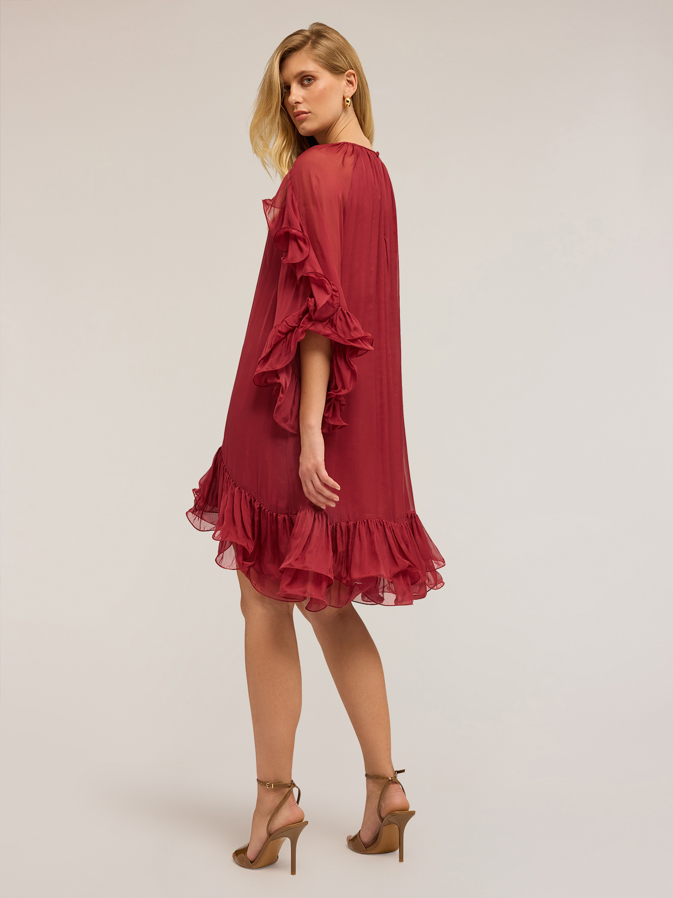 Short dress with ruffles image number 1