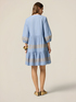 Ausgestelltes Kleid mit Stickereien image number 1