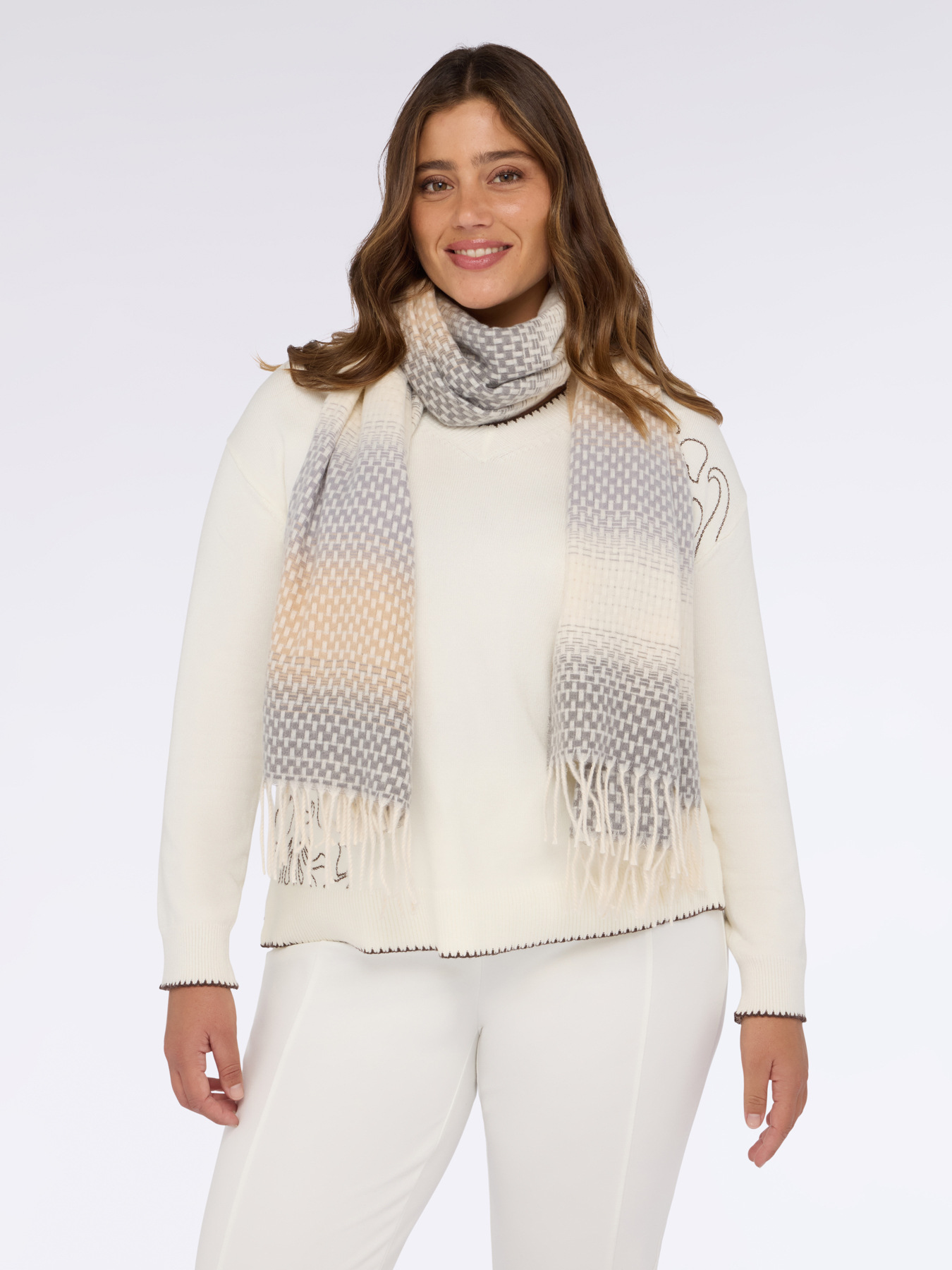 Schal mit Fransen image number 0