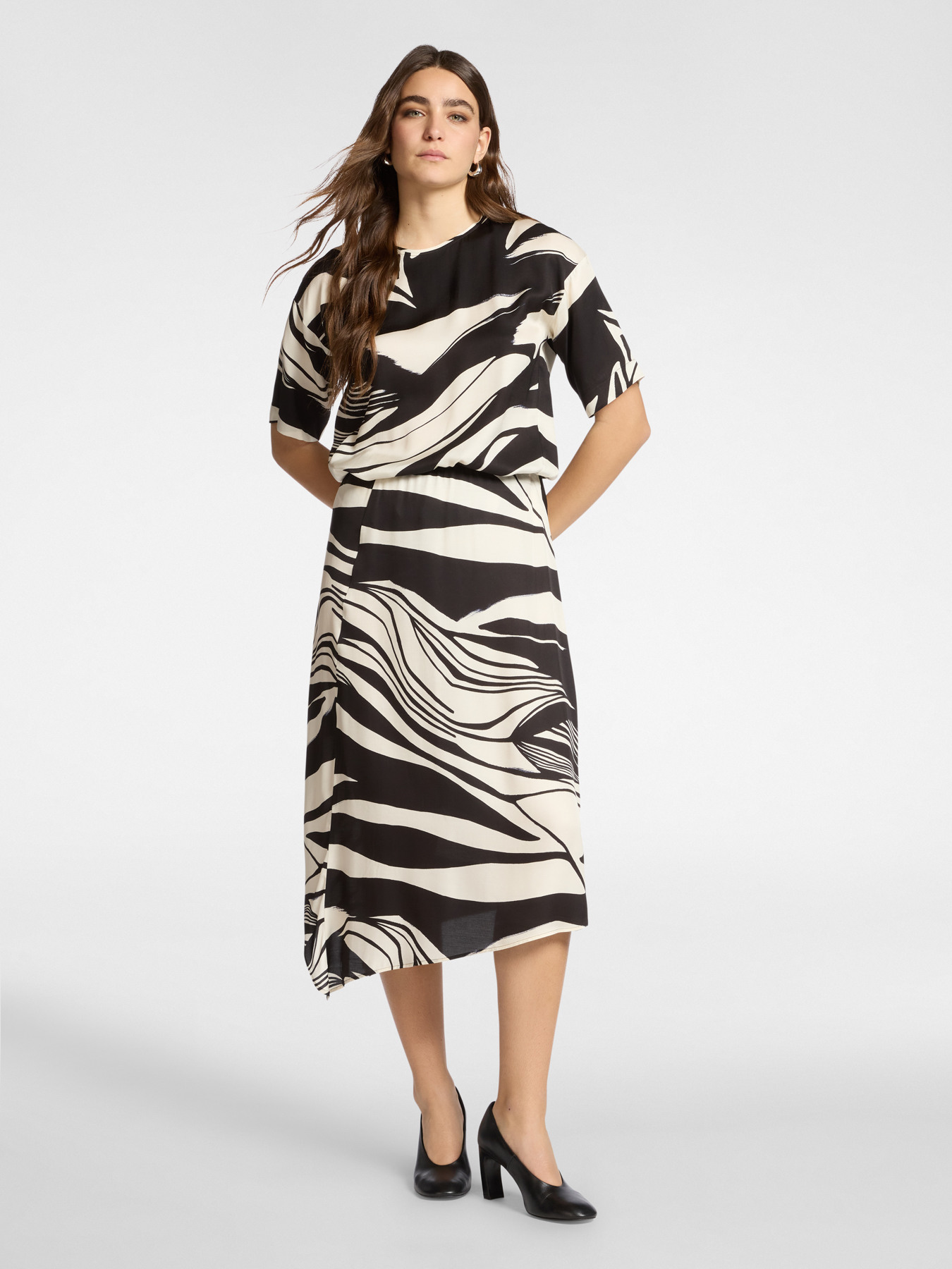 Bedruckte Bluse aus Viskose-Twill image number 2