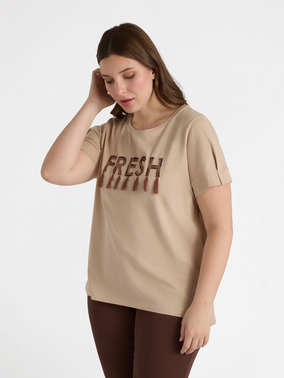 Camiseta con escritura
