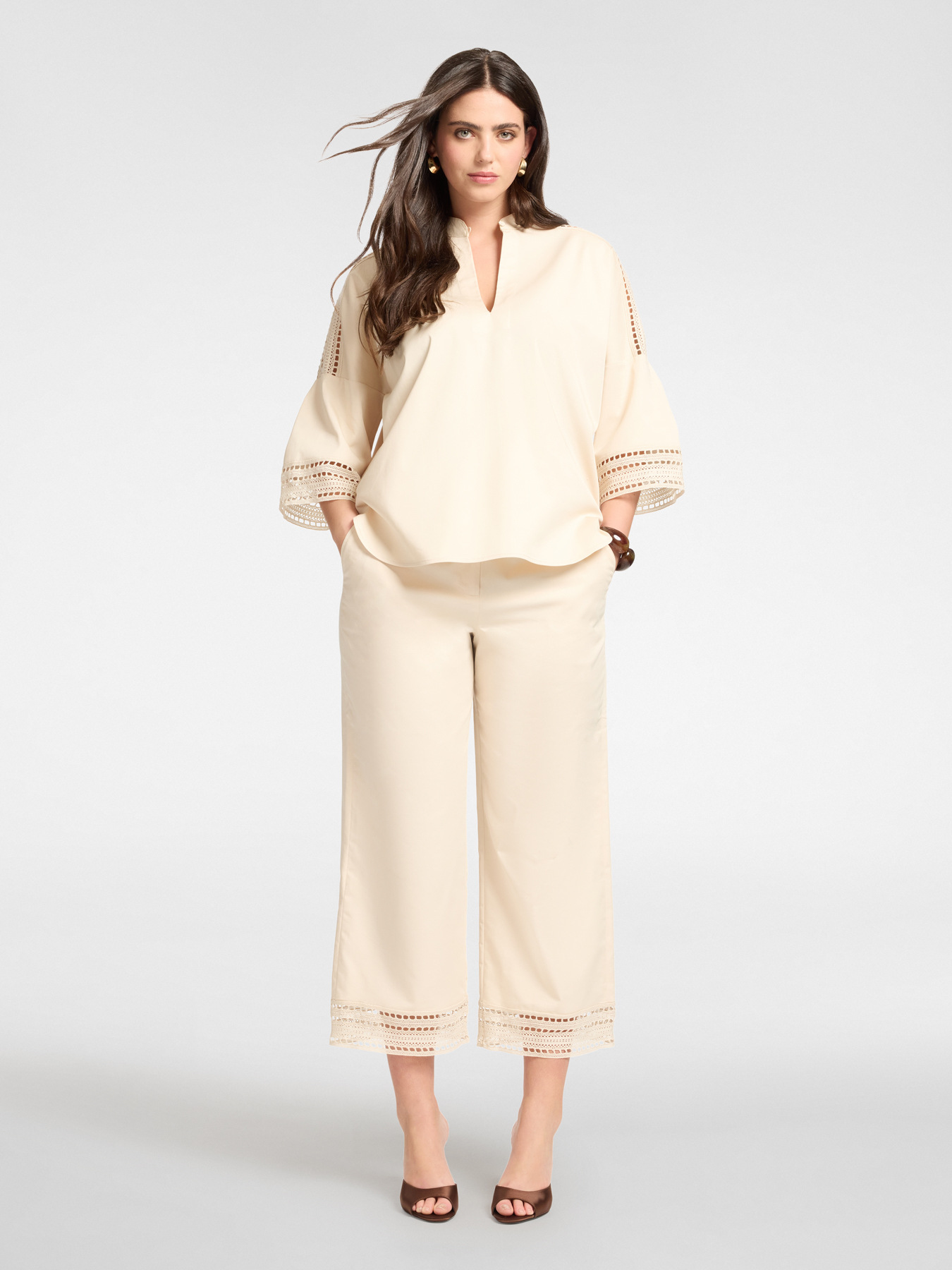 Pantaloni misto cotone con pizzo image number 0