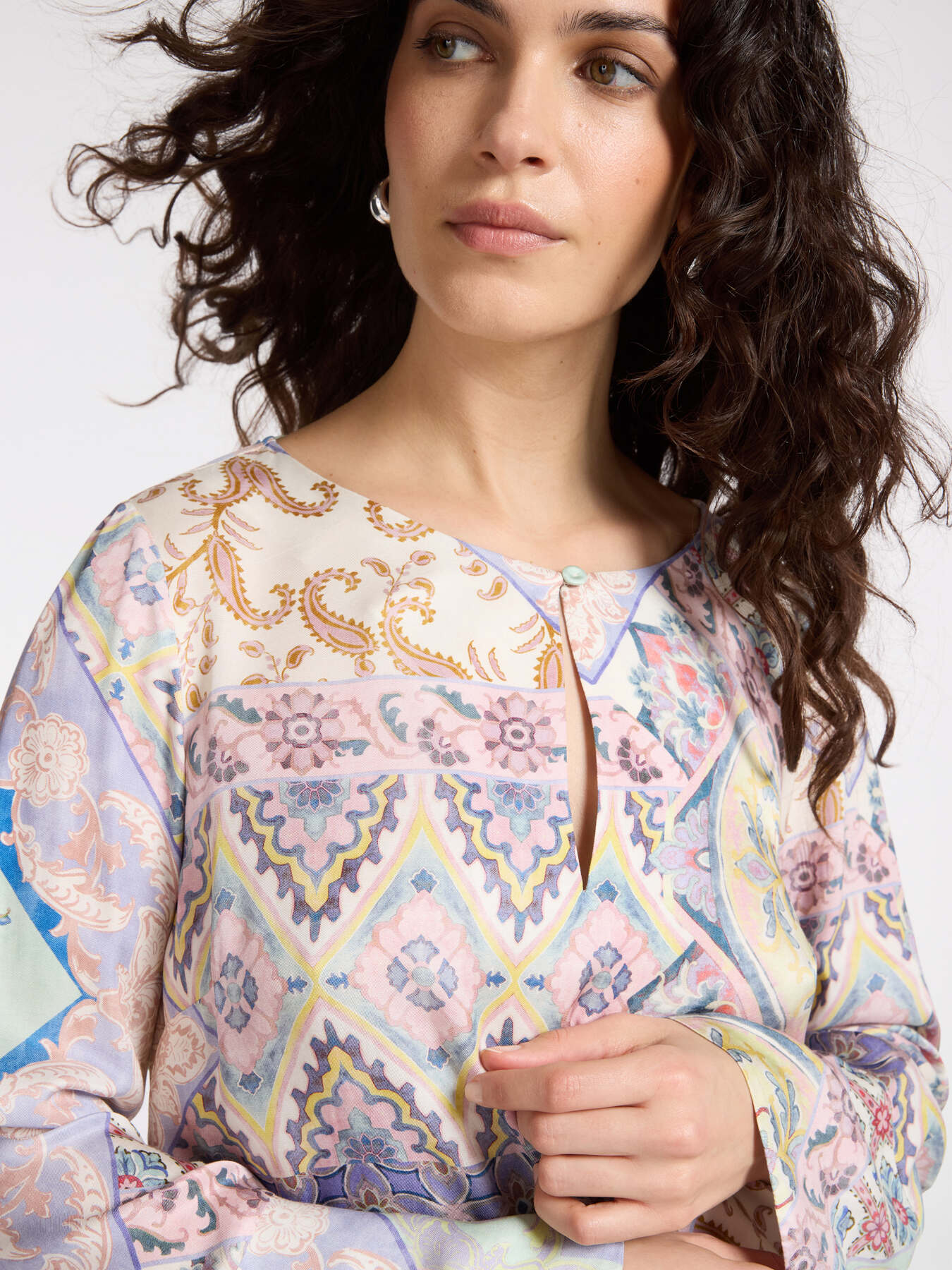 Blusa con estampado bandana image number 3