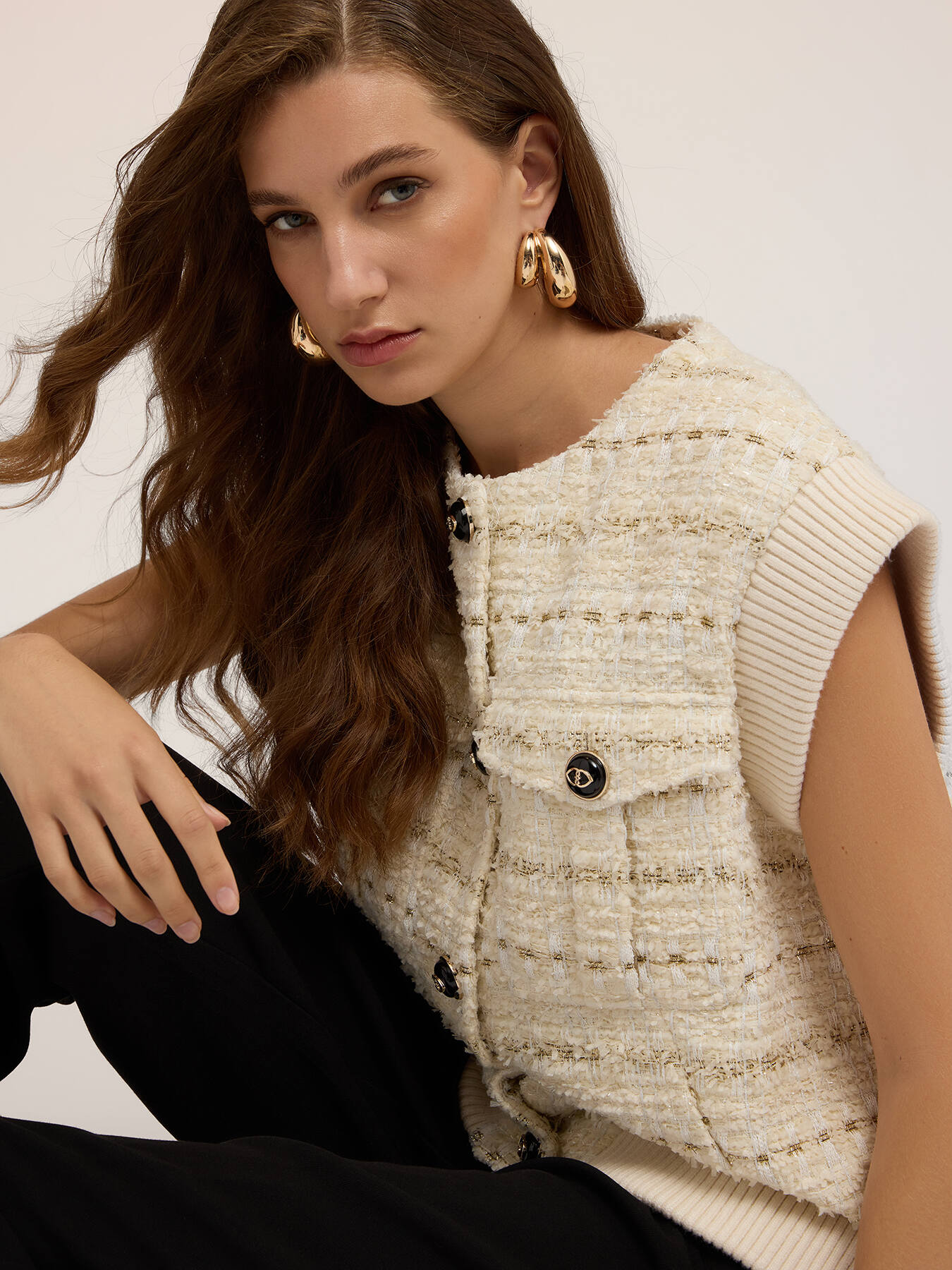 Weste aus Bouclé-Stoff image number 3