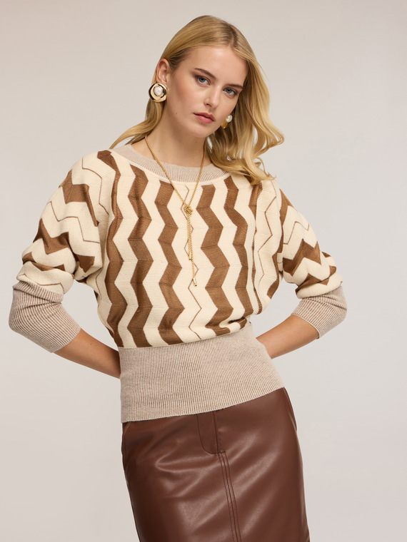 Jacquard sweater with geometric pattern