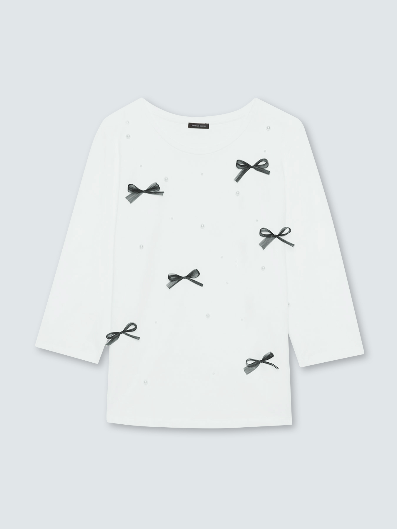 T-Shirt aus Baumwolle mit Perlen und Schleifen image number 4