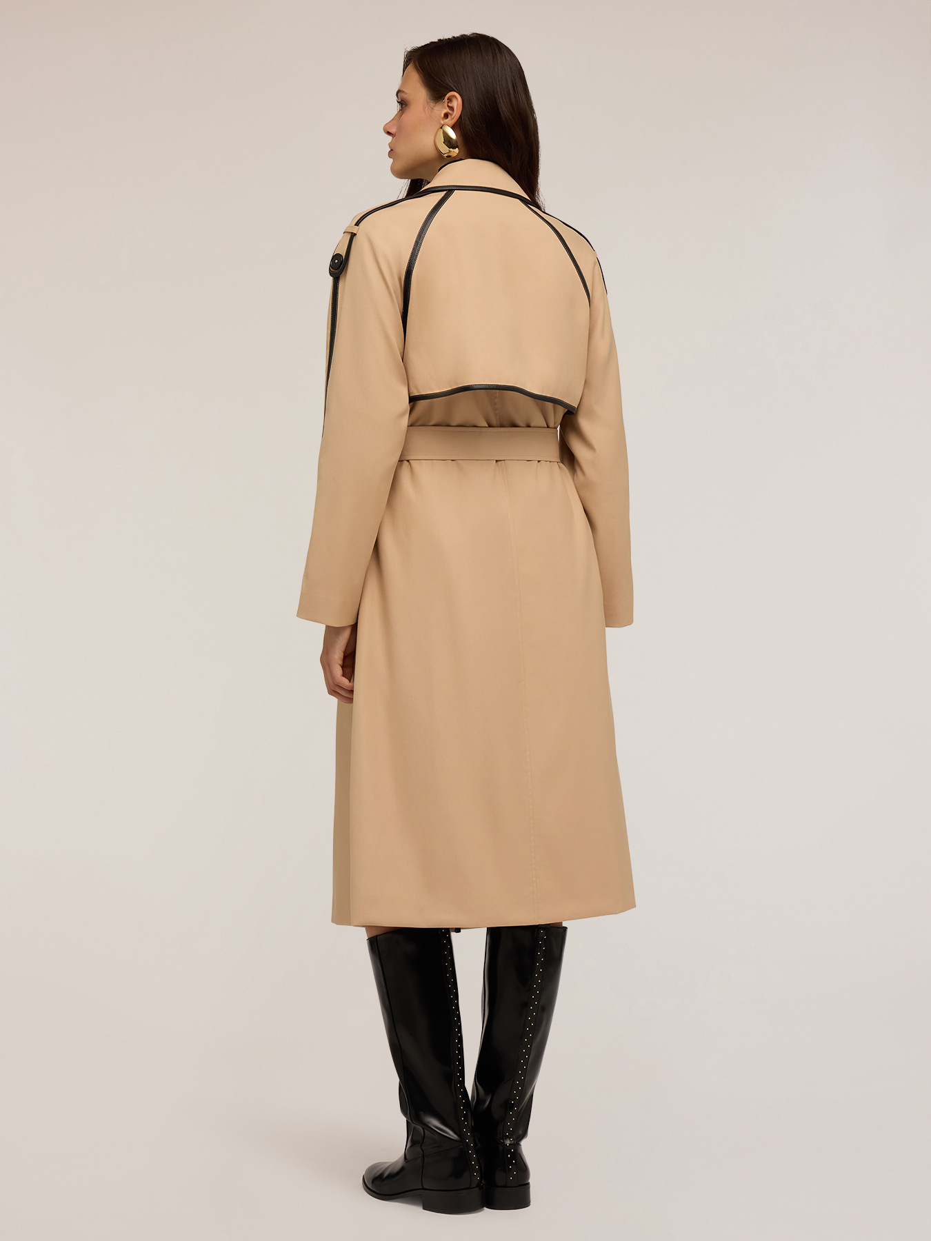 Doppelreihiger Trenchcoat mit Besätzen image number 1