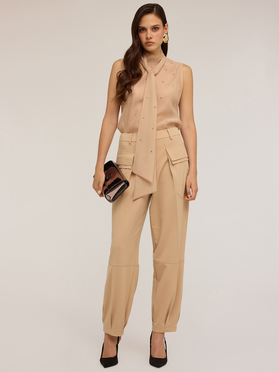 Cargo trousers in fluid fabric
