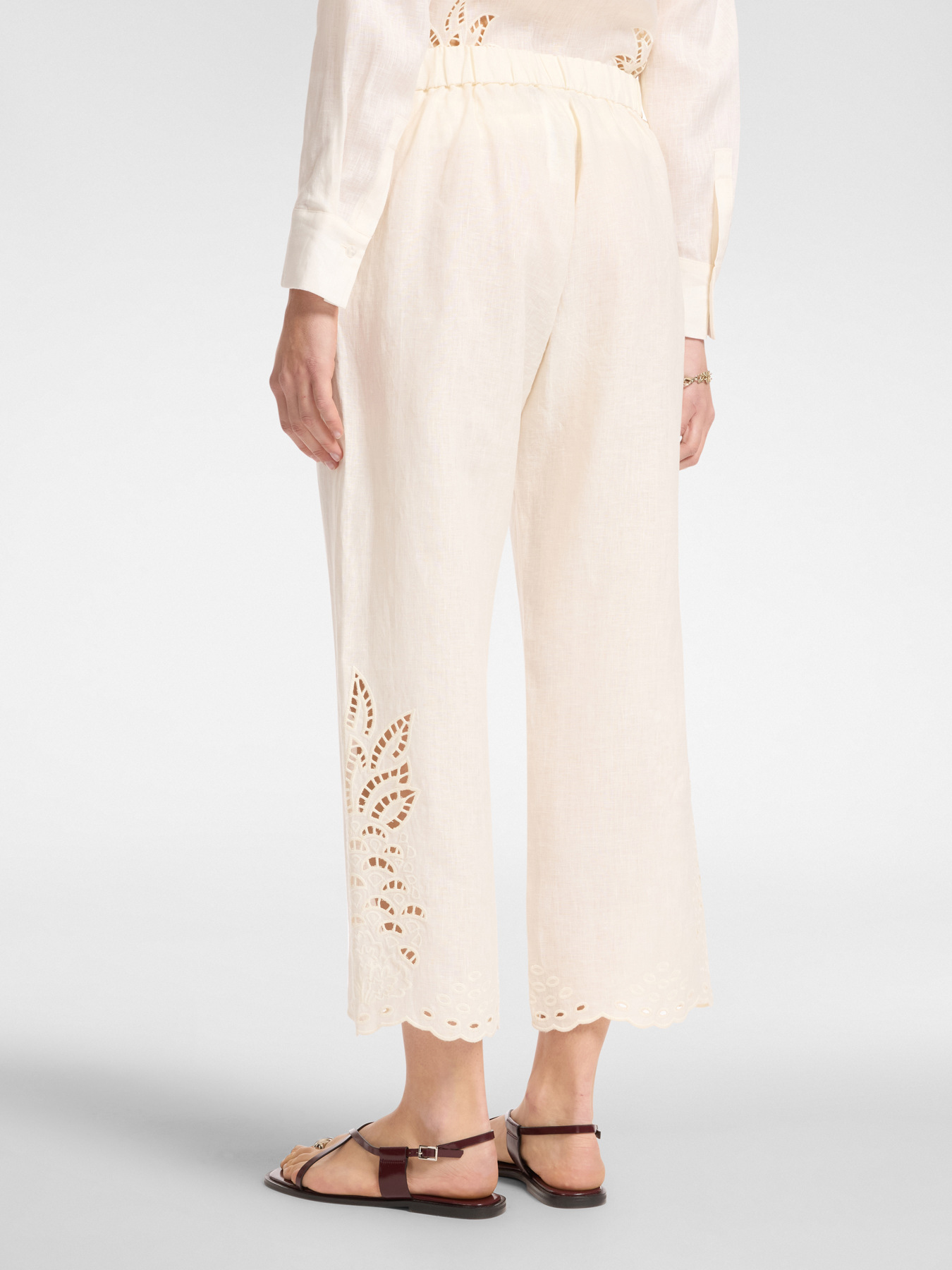 Embroidered linen cropped trousers image number 1