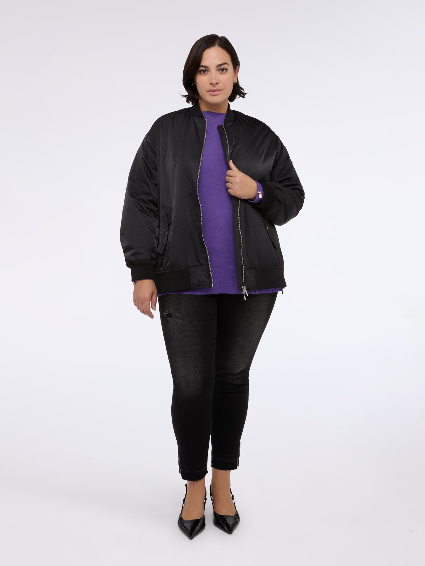 Rundhals-Pullover mit dekorativen Reißverschlüssen image number 2