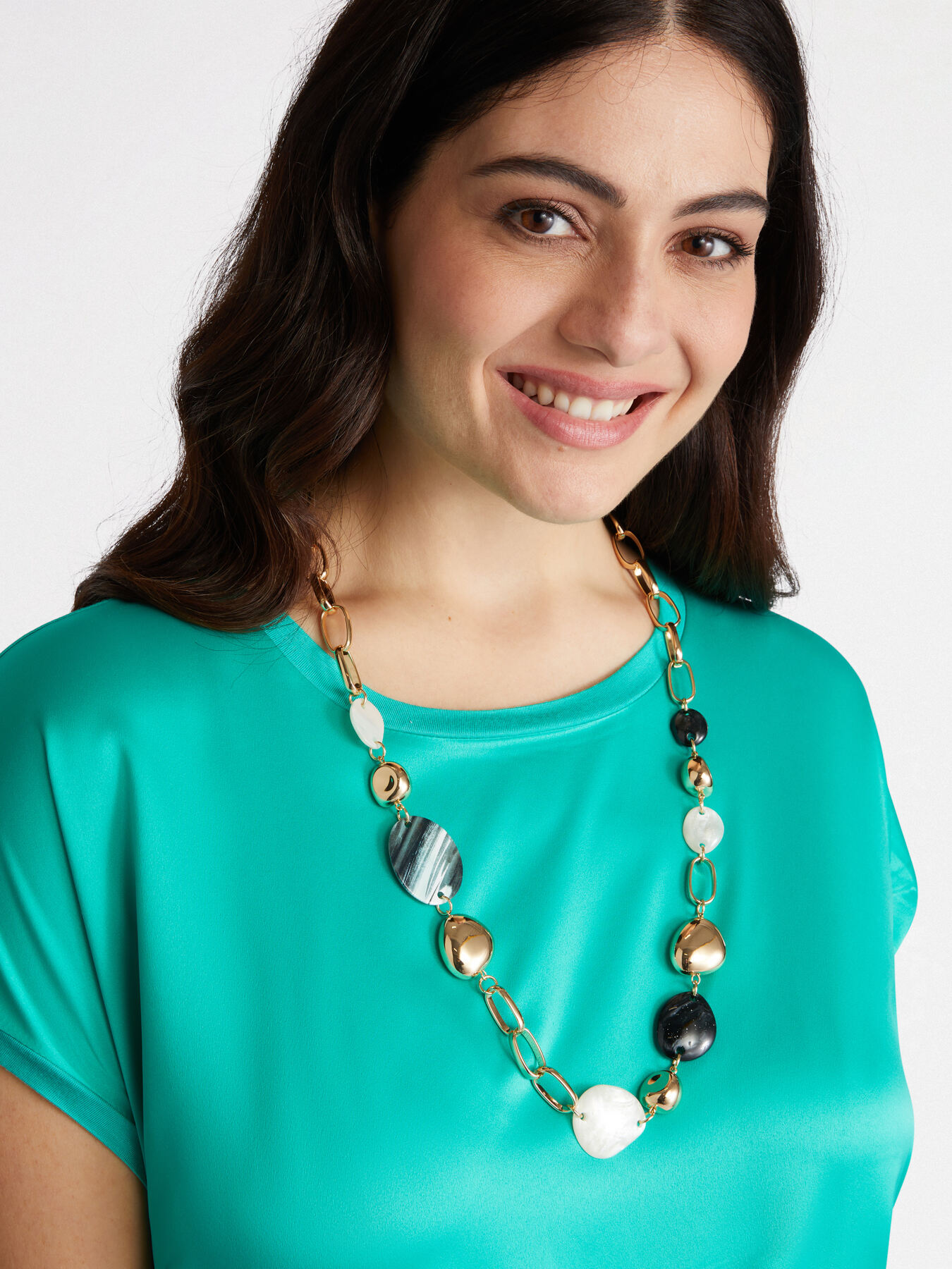 Collier avec chaîne image number 0