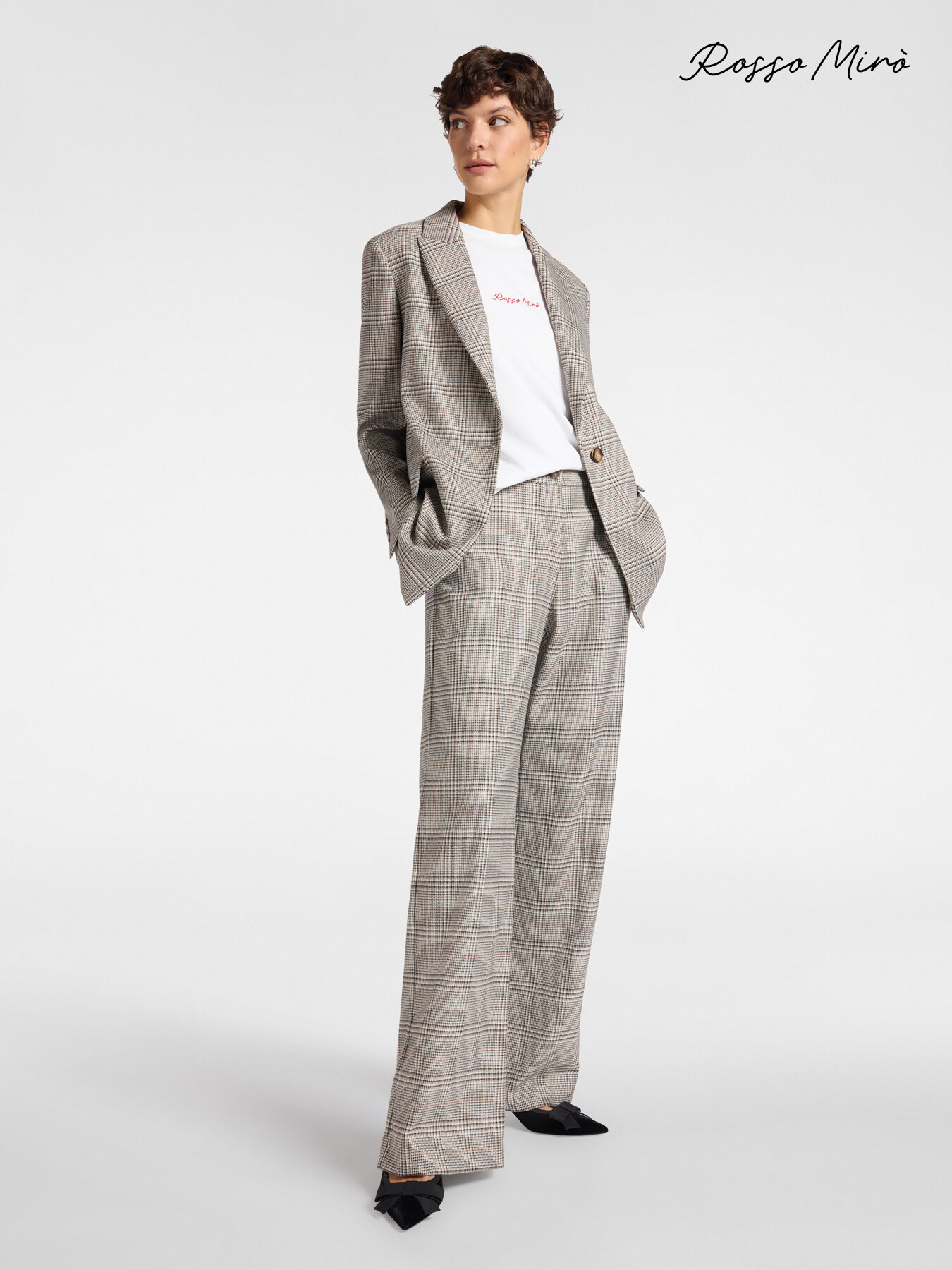 Men's trousers in Wales image number 0