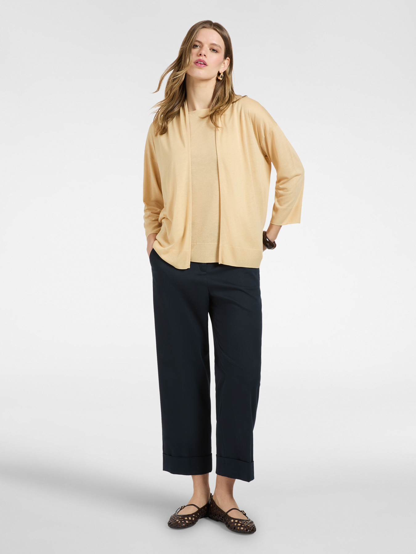 Relaxed fit open-front t-shirt image number 2