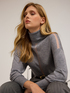Rollkragenpullover mit transparentem Einsatz image number 3