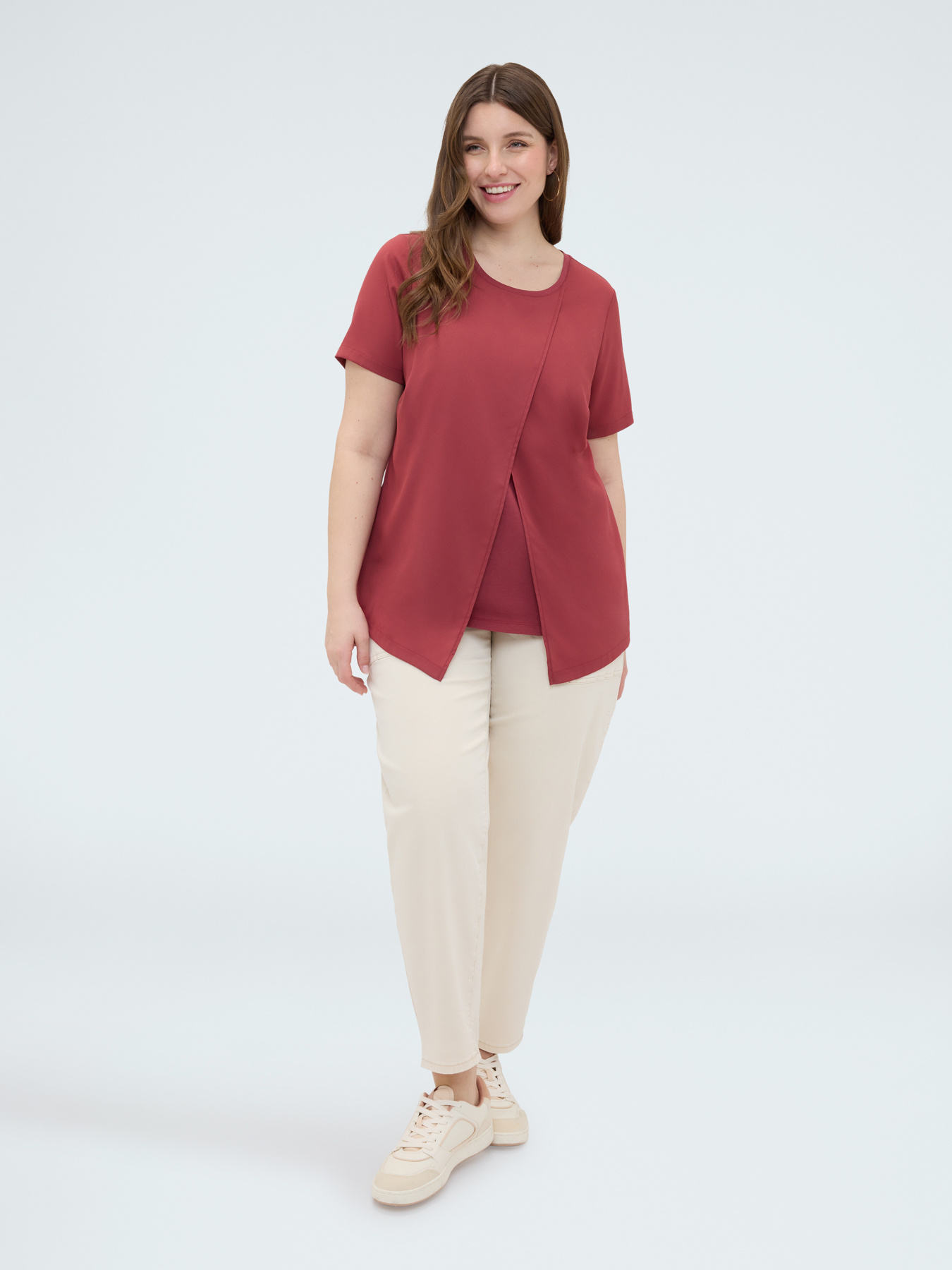 Bi-material t-shirt with wallet detail image number 2