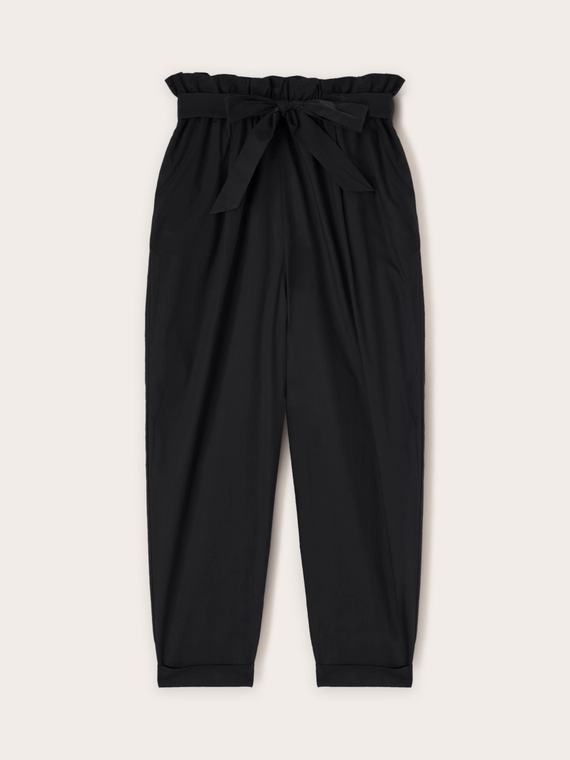 Karottenhose mit Gürtel