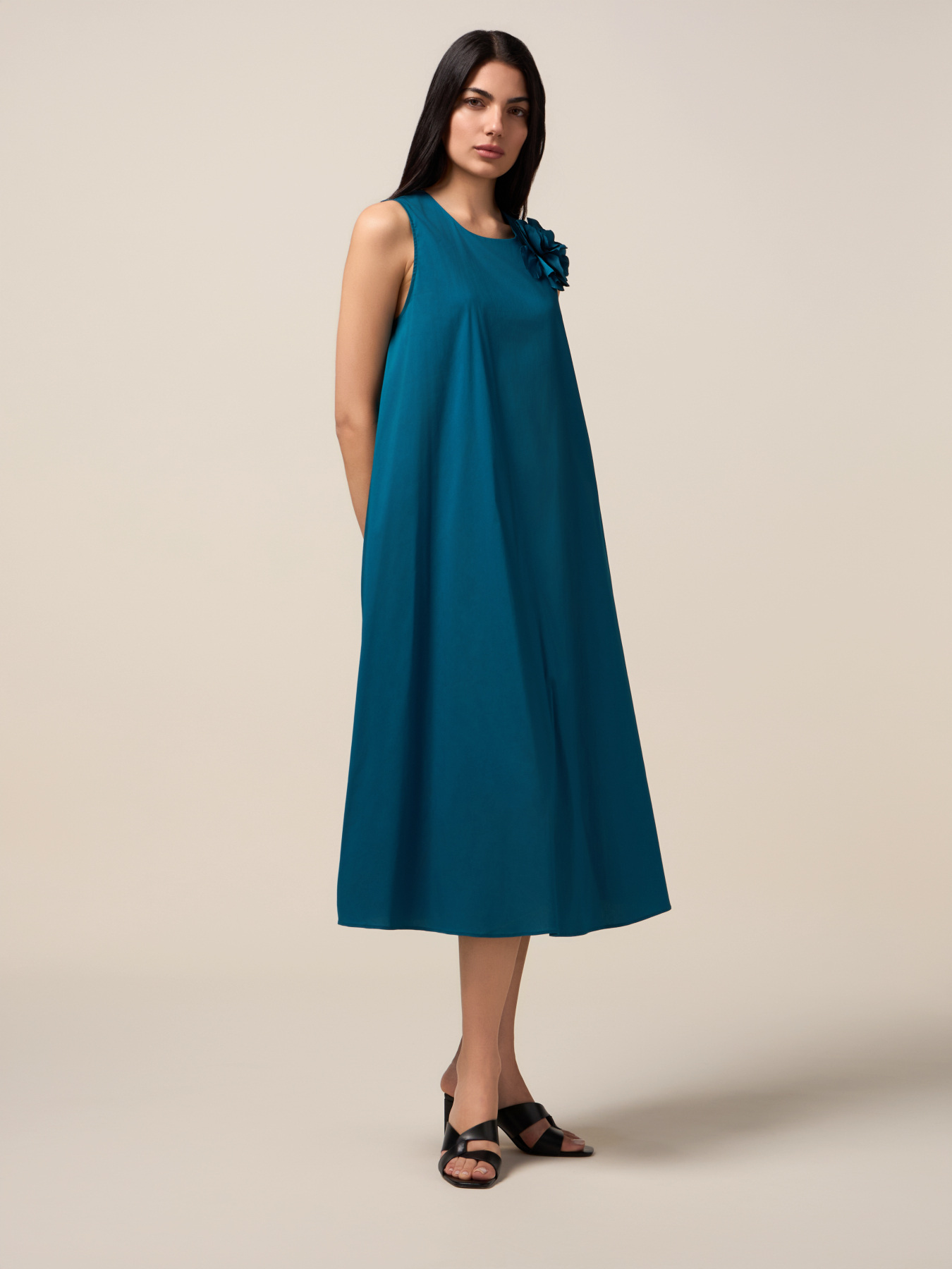 Midikleid aus Popeline mit Brosche image number 0