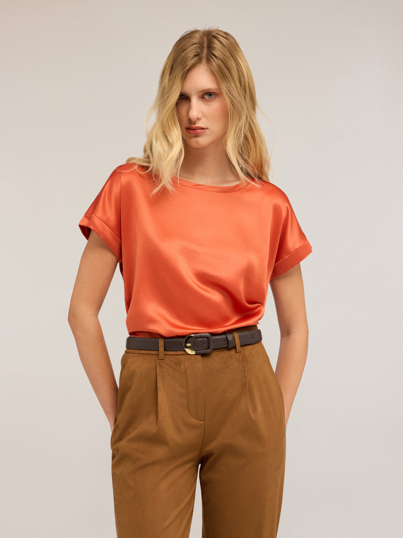 Two-material T-shirt