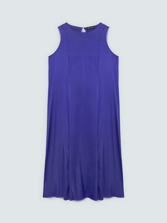 &Auml;rmelloses langes Kleid aus Viskose-Satin