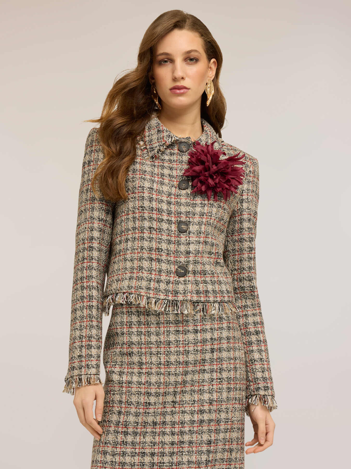 Short boucl&eacute; jacket with fringes and brooch image number 0