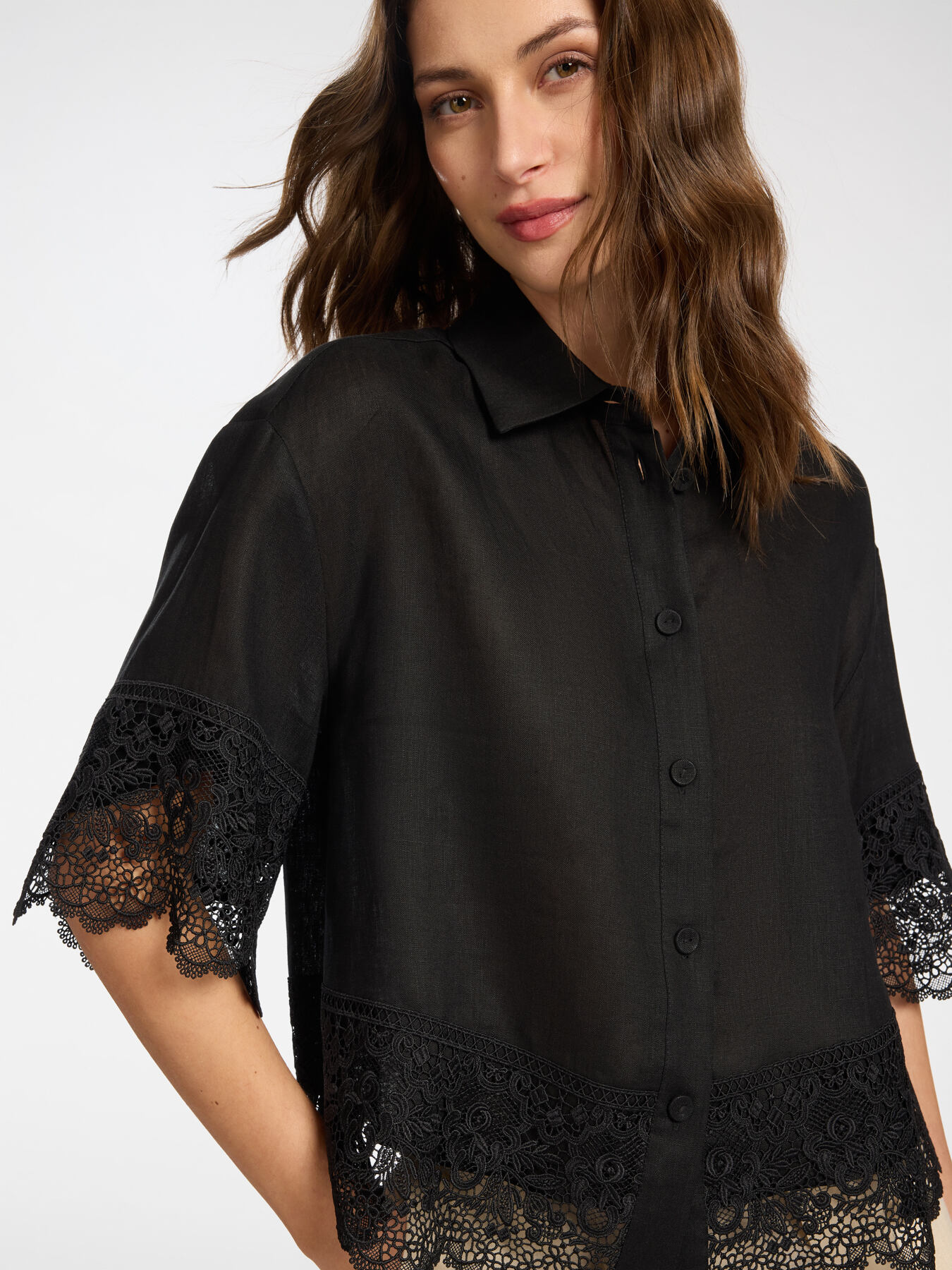 Chemise en lin avec dentelle image number 3