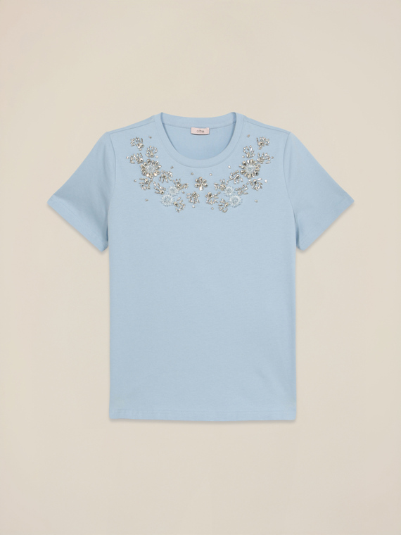 T-shirt with jewel embroidery