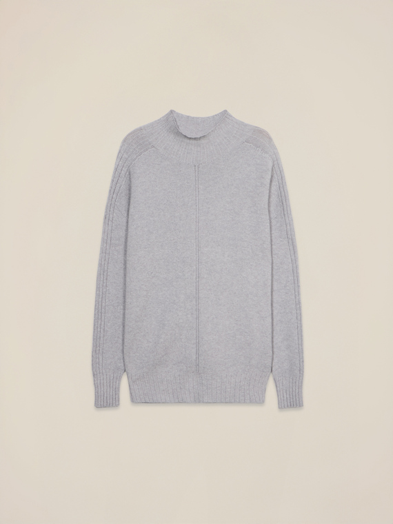 Turtleneck sweater with ribbed details