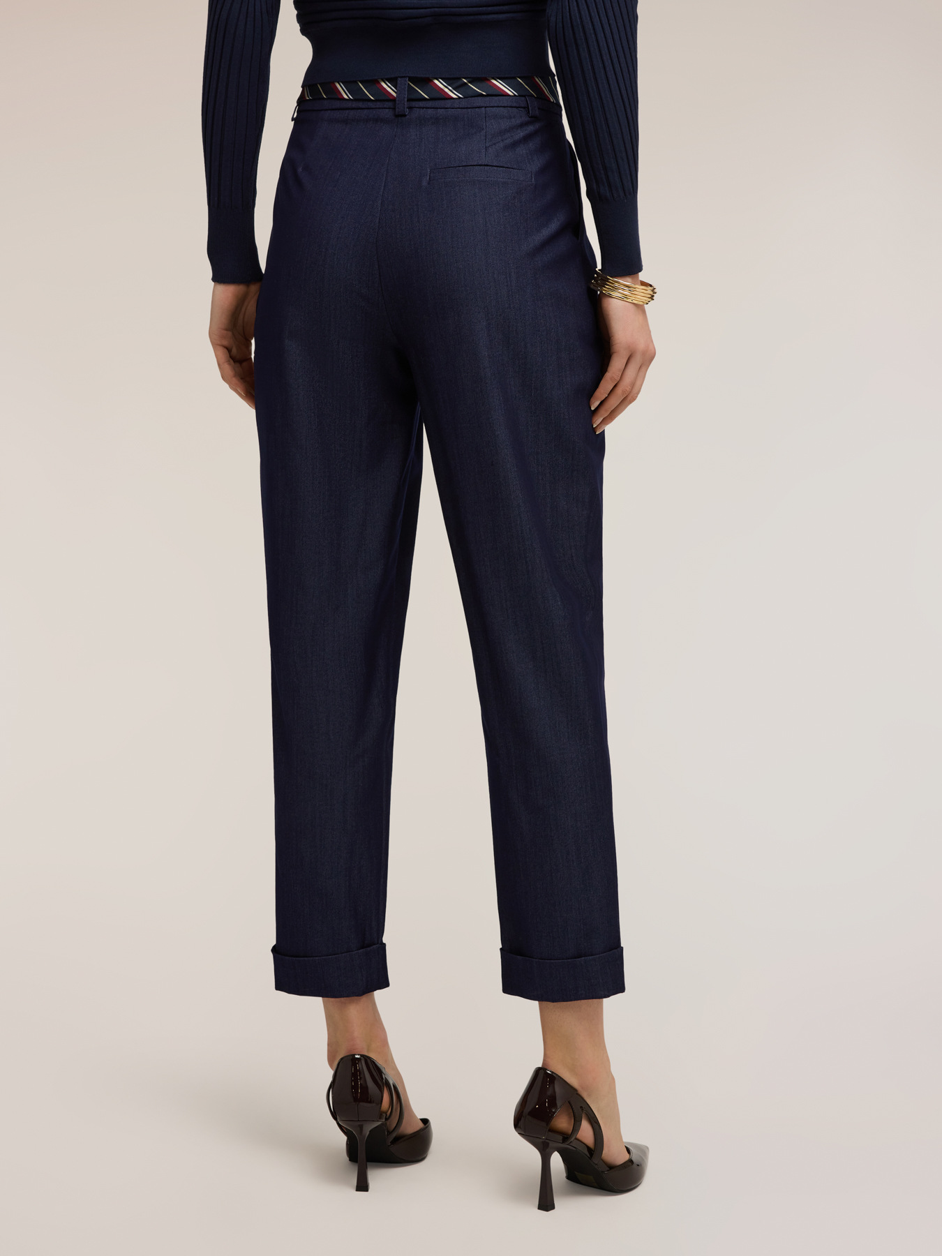 Pantalon carotte en chambray image number 1