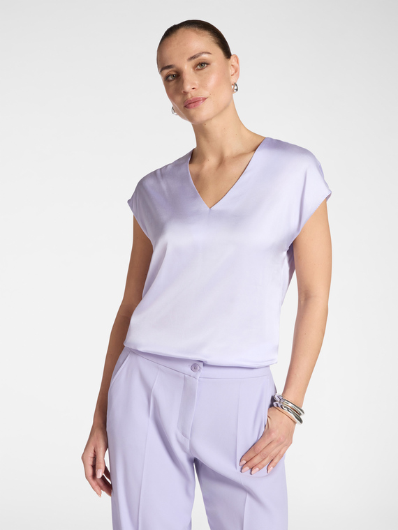Satin-Bluse mit V-Ausschnitt